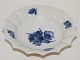 Blue Flower Angular
Small round cake bowl 16.9 cm.