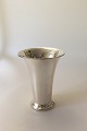 Danam Antik 
præsenterer: 
Georg 
Jensen Sølv 
Hammerslået 
Vase fra 1929