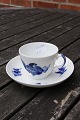 Blue Flower Plain Danish China porcelain. Settings 

coffee cups No 8040 + saucers
