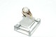 Gold ring with white pearl in 14 carat gold
Size 55