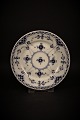 Royal Copenhagen Blue Fluted half-lace cake / side dish. Dia.:14,5cm.RC# 1/653.