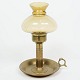 Kerosene lamp with glass shade and of brass, in great antique condition from the 
1960s. 
5000m2 showroom.
