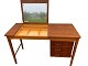 Dressing table / Desk
Teak wood
DKK 1550