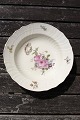 Frisenborg with gold rim Danish porcelain, deep plates 22cm. OFFER for more.