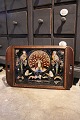 Nice old serving tray in mahogany with fine stained glass of peacocks and 
parrots...