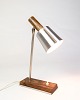Lille Bordlampe - Model Silva - Palisander - Aluminium - Lyfa - 1960erne
Flot stand
