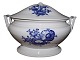 Blue Flower 
Large and rare soup tureen from 1820