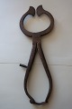 An antique sugar candy pair of tongs
Handmade of iron
L: 20cm
About 1850
