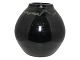 Dahl Jensen art pottery
Vase with black glaze from 1925-1928