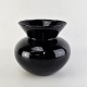 Holmegaard
Sort Rokoko vase
13,5 cm