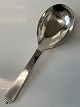 Georg Jensen Pyramide silver
Large serving spoon from 1915-1932
