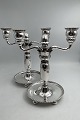 Par Georg Jensen Sølv 2 armet Lysestager med 4 fødder ...