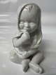 Royal Copenhagen Figur, Dreng efter badDek. nr. 028.