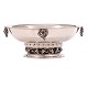 Stor Georg Jensen Grape jardiniere i sterlingsølv #296B. ...