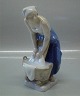 B&G FigurineB&G 2219 Washer girl 18 cm  Axel Locher