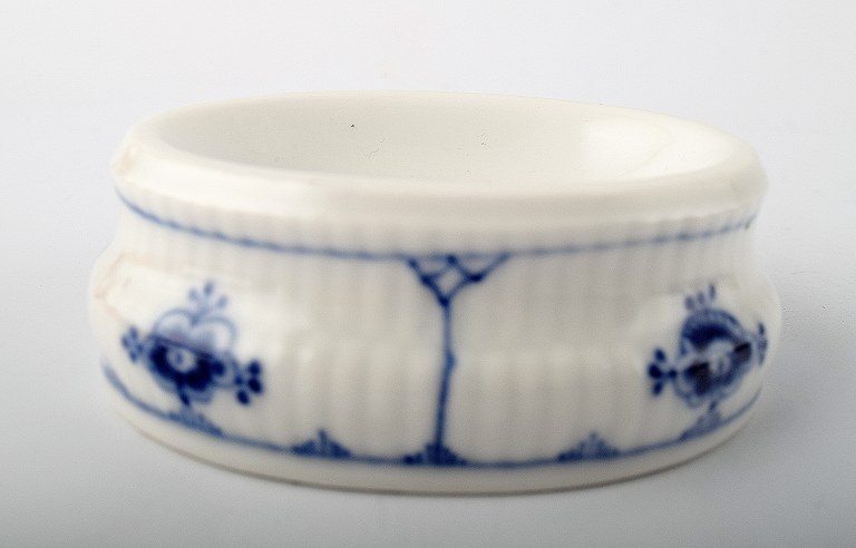 Blue fluted plain Royal Copenhagen porcelain.Royal Copenhagen Blue Fluted Plain.Blue fluted old salt cellar no. 1/195.