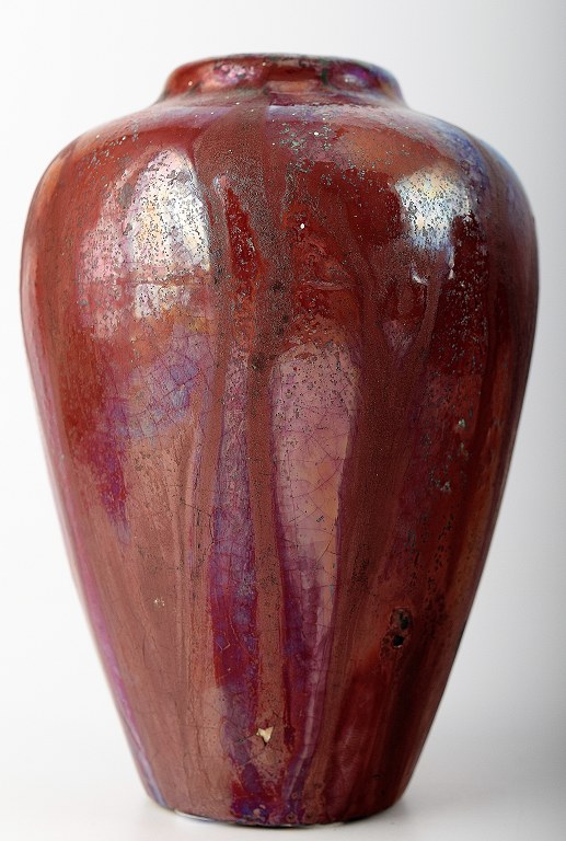 Stor og imponerende dansk privatsamling (I alt 42 unikke vaser, skåle, figurer mm.) af :Søren Kongstrand 1872-1951) ogJens Petersen (1890-1956)