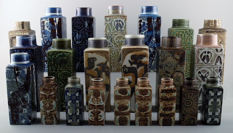 Nils Thorsson and Johanne Gerber.Large collection of 21 Aluminia, Royal Copenhagen"Baca" vases.