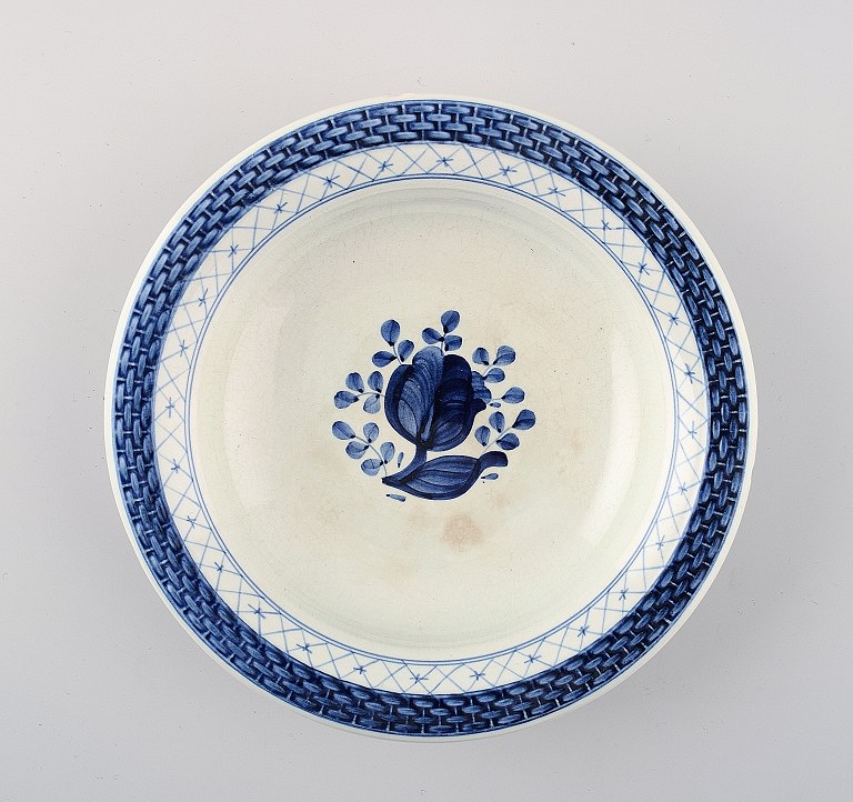 Aluminia Tranquebar, yogurt Bowl.Decoration number 11/926.