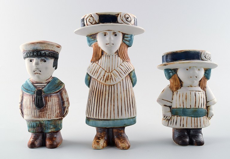 Gustavsberg Lisa Larsson keramik, 3 børnefigurer "Sverige".