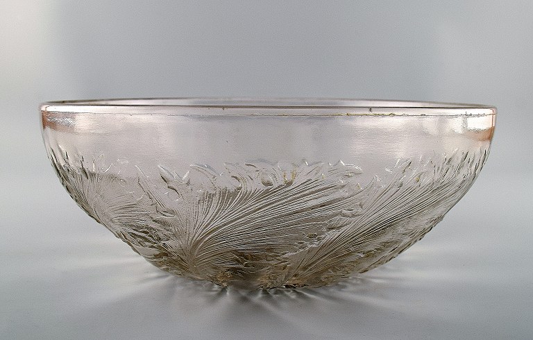 Early Art Deco Lalique art glass bowl.
