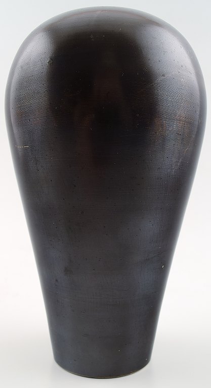 Just Andersen style art deco vase in bronze, 1930s.