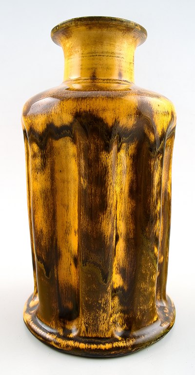 Kähler, HAK, Svend Hammershoi, glazed stoneware vase.