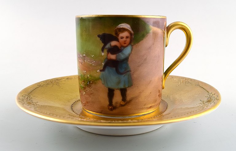 Dresden demitasse cup / doll cup including saucer, hand-painted porcelain, gold-plated.