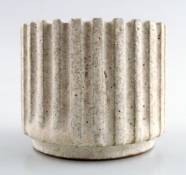 Arne Bang. Pottery vase.