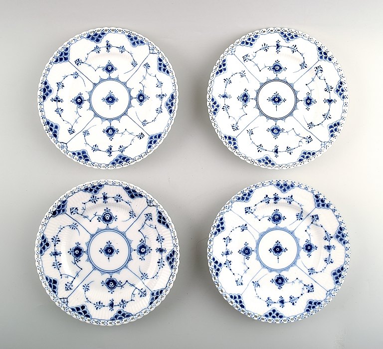 Blue Fluted Full Lace Royal Copenhagen porcelain dinnerware. 4 plates no. 1/1087.