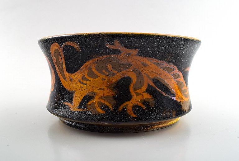 Jens Thirslund (1892-1942) Unique Kähler, Denmark bowl decorated with fabulous creatures.