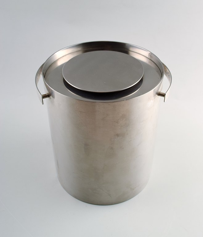 Arne Jacobsen for STELTON ice bucket made of stainless steel.