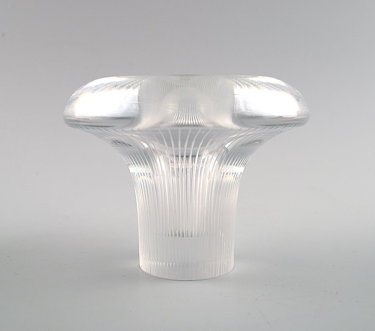 Tapio Wirkkala for Iittala.Clear glass vase shaped like a mushroom, with engraved decoration in the form of stripes.