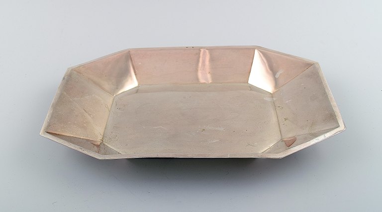 Large American dish / tray in silver.