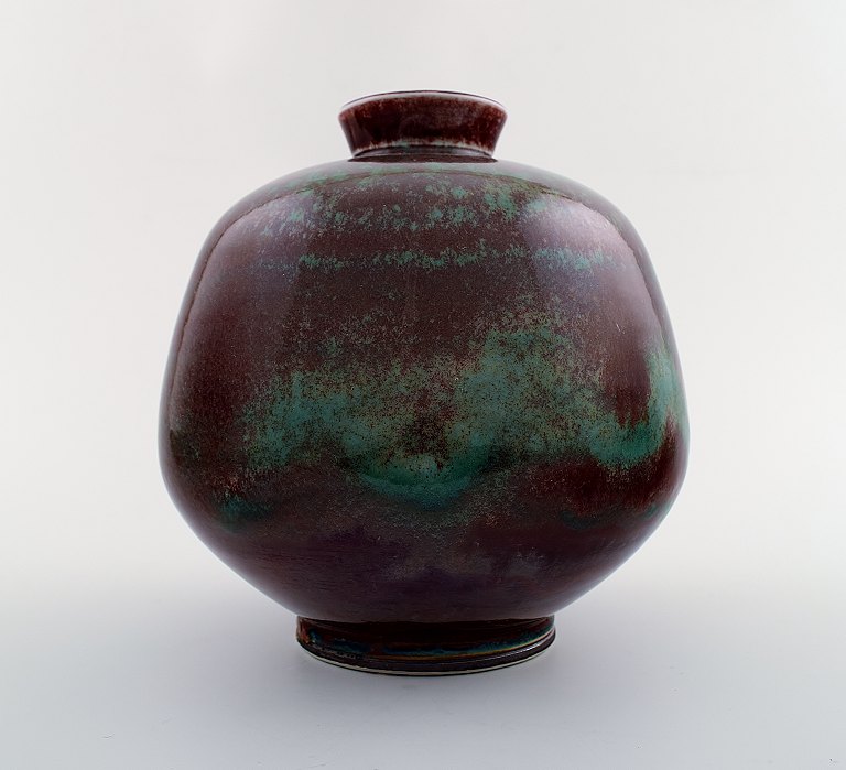 Large Berndt Friberg Studio pottery vase.Unique, handmade.