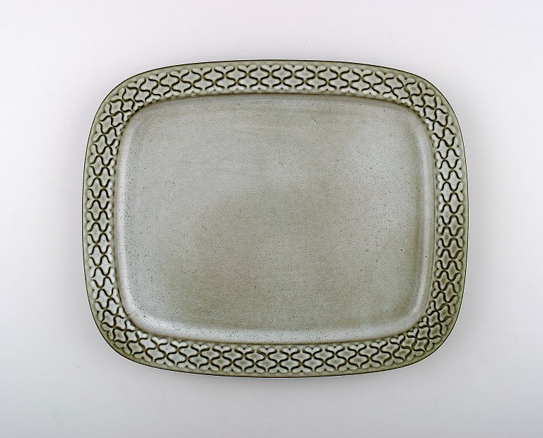 Bing & Grøndahl nummer 318 Fad. B&G Grå Cordial Quistgaard Nissen Kronjyden stentøjsstel.