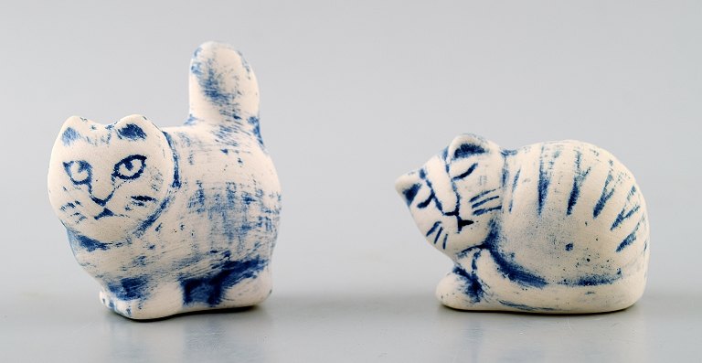 Lisa Larsson, 2 cats.