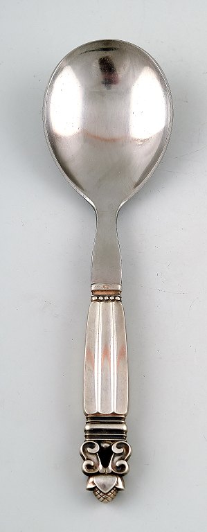 Georg Jensen "KONGE" serveringsske.