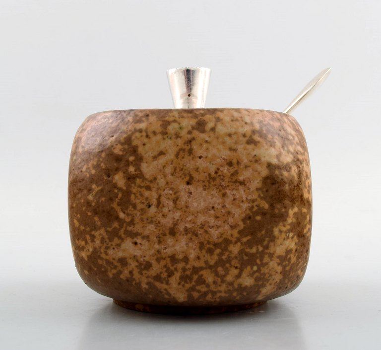 Hans Hansen (1884-1940) og Bode Willumsen (1895-1987). Unika marmeladekrukke.