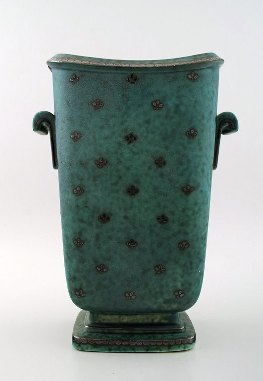 Wilhelm Kåge, Gustavsberg, Argenta Art deco stor vase med hanke.