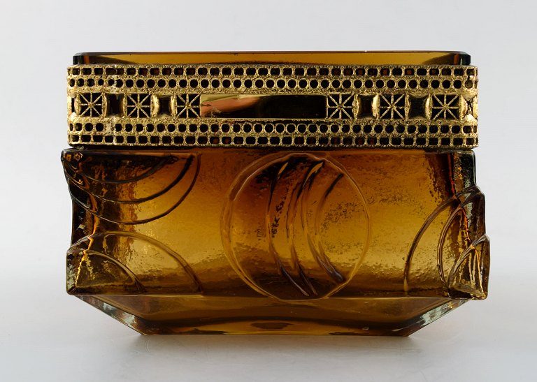 Scandinavian 1960s Art Glass Vase by Pentti Sarpaneva for Oy Kumela / Turun Hopeya, Finland.