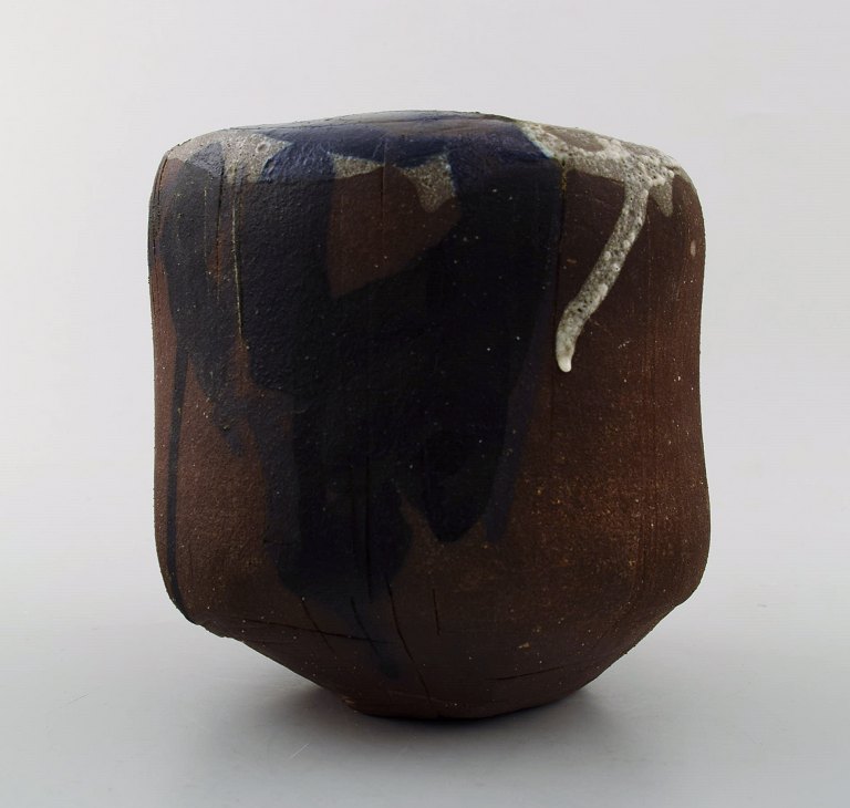 Unique ceramic vase by Sten Lykke Madsen, own workshop.Figurative scene.