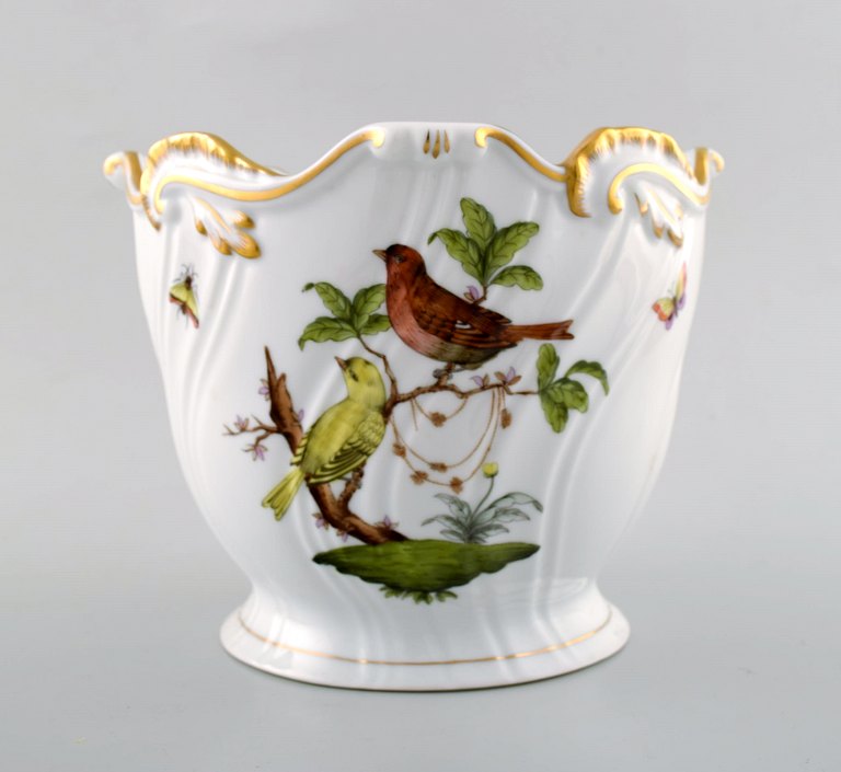 Herend, flowerpot / champagne cooler in porcelain.