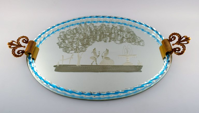 Murano, Italien, meget stor rund bakke med plade med spejlbelægning,  med galant scene