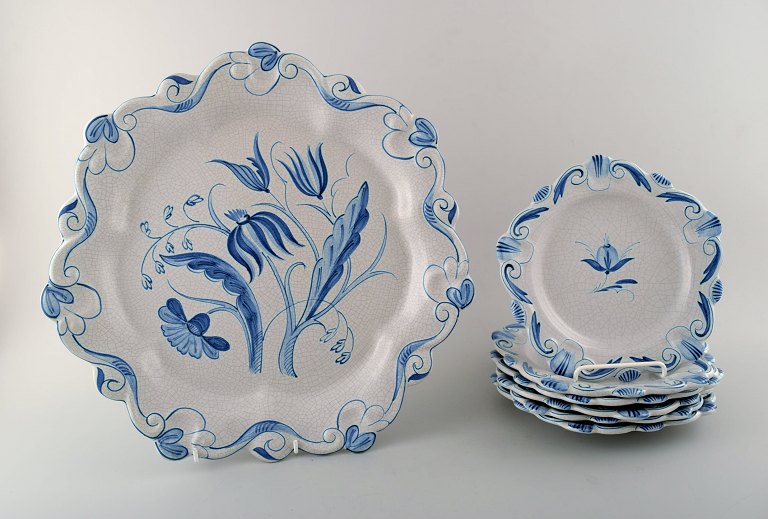 Bo fajans, Sweden, large dish and six plates of hand-painted faience, blue glazed.