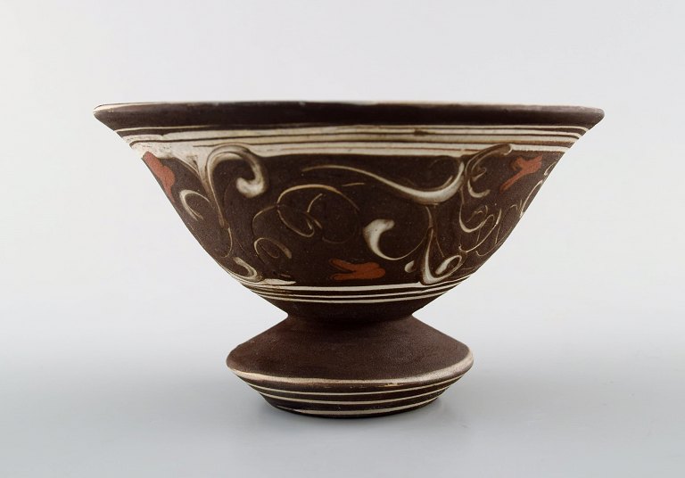 Kähler, Denmark, glazed stoneware vase in modern design. Rare form.1930/40 s. Cow horn technique.