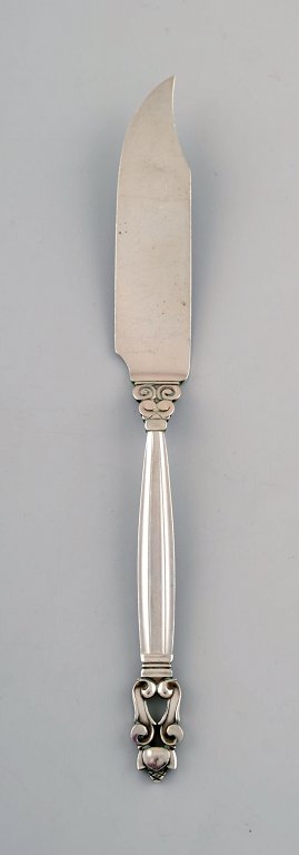Georg Jensen "Acorn" fish knife in sterling silver.