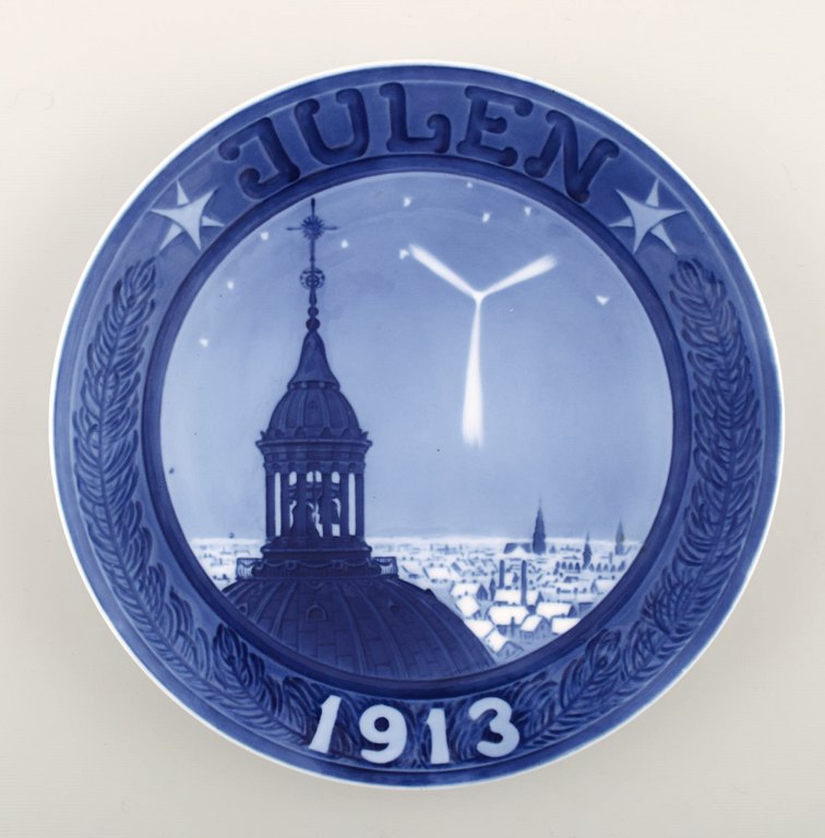 Royal Copenhagen, Christmas plate from 1913.