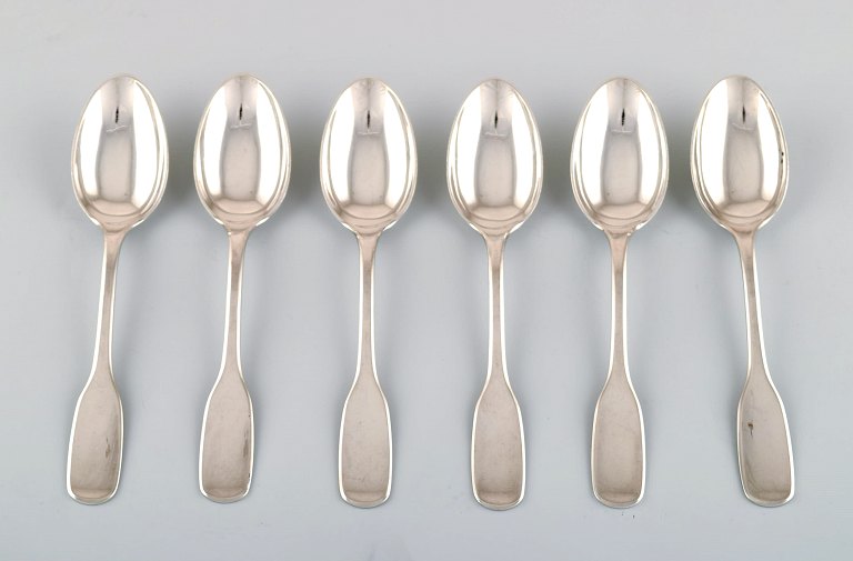 Hans Hansen cutlery Susanne. Set of six dessert spoons in sterling silver.