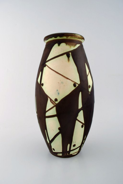 Kähler, HAK, glaseret stentøjsvase i moderne design. 1930/40´erne.